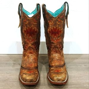 Corral Vintage Handcrafted Western Boots, Size 8.5